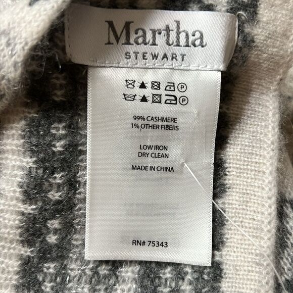 Brand New MARTHA STEWART 99% CASHMERE Nordic Scarf Grey - Picture 6 of 7